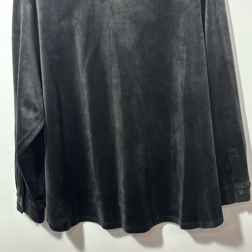Calvin Klein Black Velour Button Front Shirts in Size 1X & 2x - Picture 8 of 12
